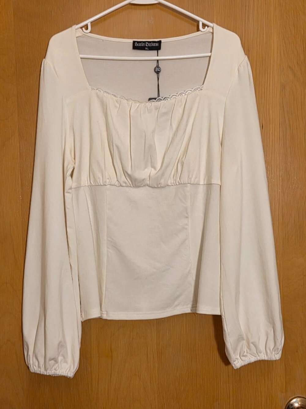 NWT Scarlett Darkness Balloon Sleeve Milkmaid Top Size XL Cream Lyocell Stretch